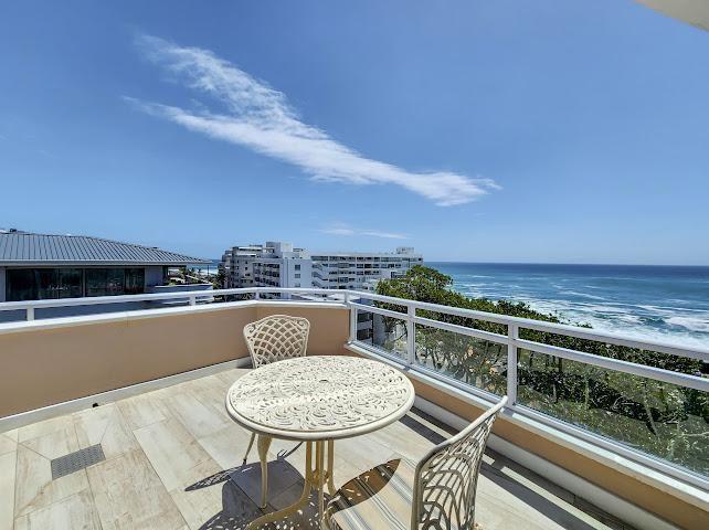 2 Bedroom Property for Sale in Sea Point Western Cape